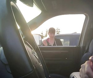 车闪光的钟完成，我应该有要求在手...