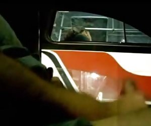 女孩吸阴茎暨上火车