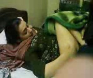 你会被要求脱掉衣服