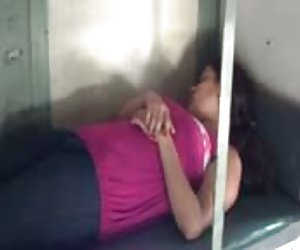 我的女朋友在火车-2