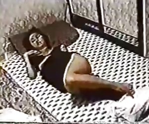 韩国小姐在磁带上的