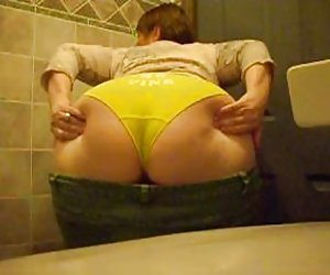 爱尔兰的戴m.dzh. 得到的黄色