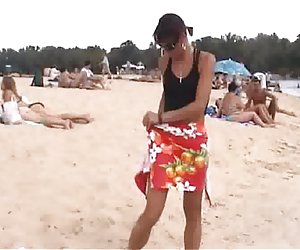 法国海滩-偷窥狂的天堂