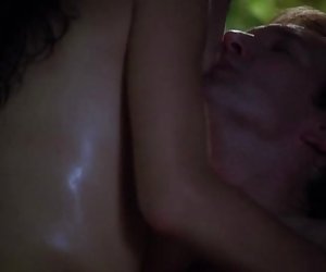 茱莉亚benson(凡妮莎*詹姆斯在星际之门宇宙)裸体