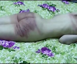 极端鞭打俄罗斯的