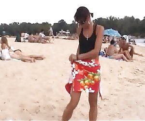 法国海滩-偷窥狂的天堂