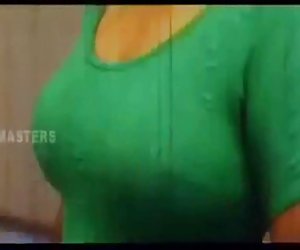 女演员在一个炎热的快感，使性