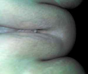 巨大的古铜色皮肤