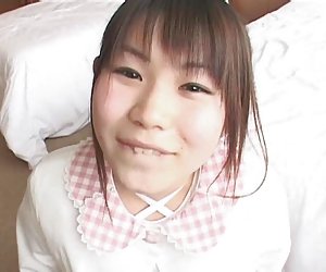 亚洲得到一个娃娃脸