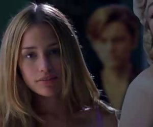 派珀波儿普拉宝coyote ugly条(没有明星)