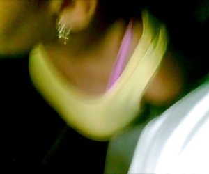 她让他戳她的奶子