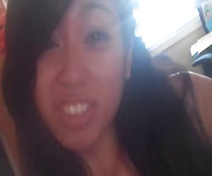 性感亚洲的比基尼