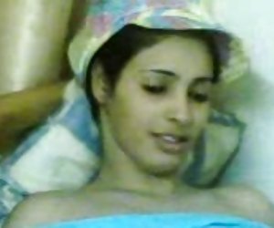 热拉伯贝贝惊人的屁股