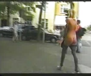 的奇巧俱乐部-公共裸体在德国