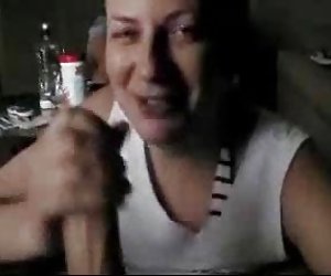 业余的妈妈糟透了儿子的朋友