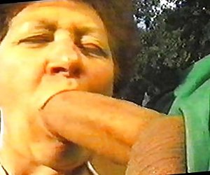 Shamefull变态的老奶奶的