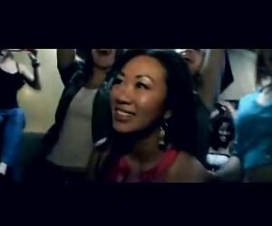 播放在俱乐部晃雷