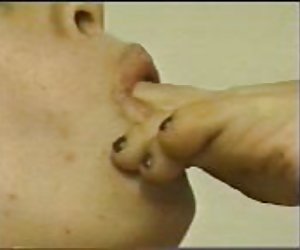 女同性恋舔脚(没有声音)