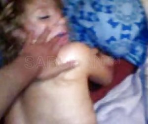 德国女孩子总是饥饿的土耳其公鸡1