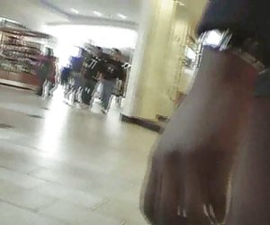 亚瑟在购物中心1