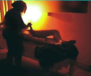 好的按摩的黑人女孩